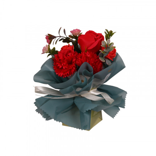 Луксозен букет от вечни цветя с декорация в подаръчна кутия