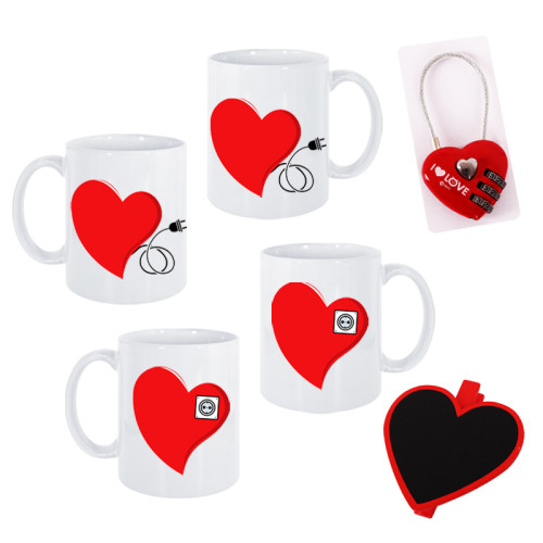 Kомплект за двама "Обичам те" с чаши, катинар сърце и щипка сърце