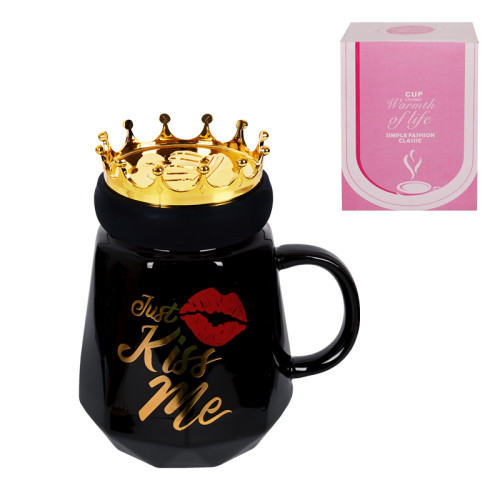 Луксозна керамична чаша "Just kiss me" с капак-корона 85782-3